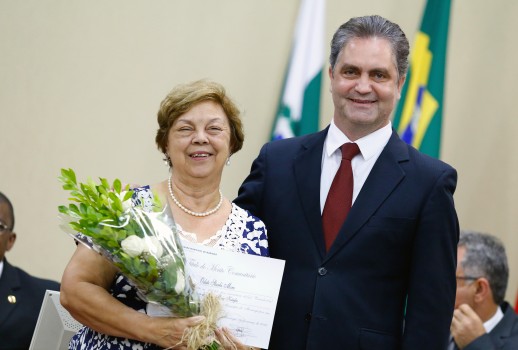 A mãe do juiz Sérgio Moro foi homenageada em Maringá. Foto: Marquinhos Oliveira/CMM