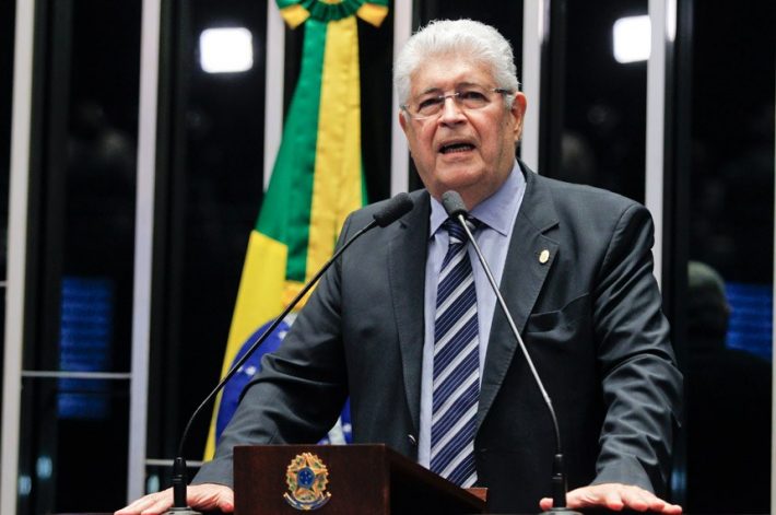Senador Roberto Requião. Foto: Beto Barata/Agência Senado