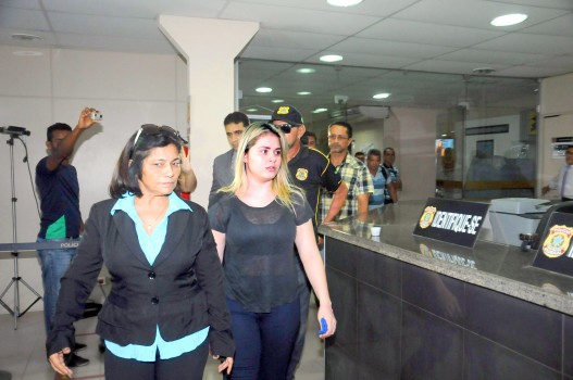 Lidiane Rocha se entregou à PF após 39 dias foragida. Foto: Diego Chaves/OIMP/D.A Press