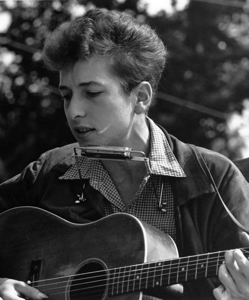 Dylan, retrato do artista quando folk