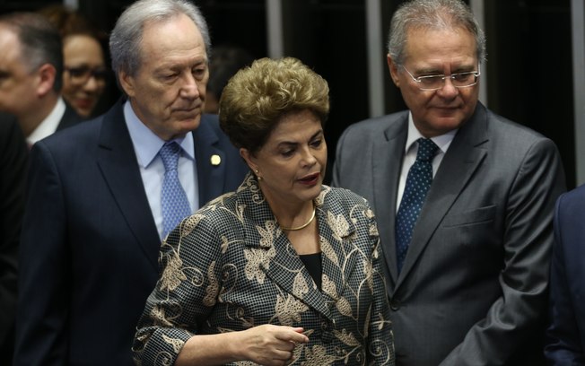 Lewandowski e Renan rasuraram Constituição para ajudar a Dilma