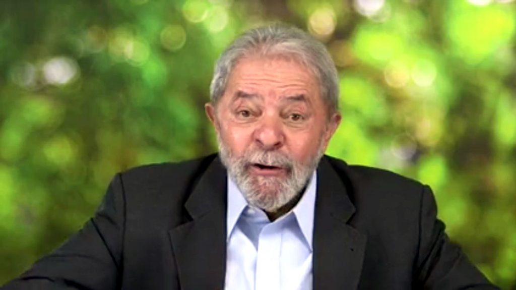 Em mensagem de fim de ano, Lula pede antecipação da eleição para concorrer Imagem: Ricardo Stuckert/DIVULGACAO