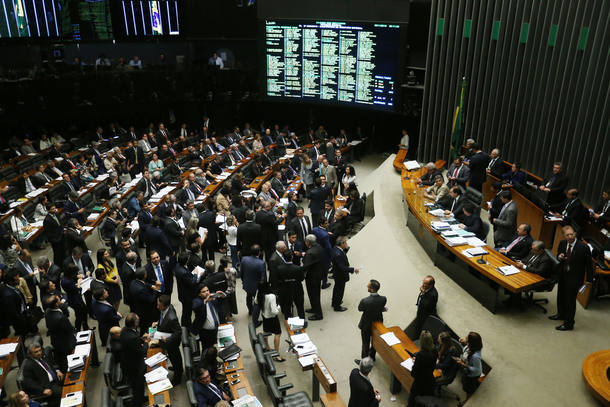 Câmara rompe com povo para não fugir da Justiça e da polícia Foto Dida Sampaio/Estadão